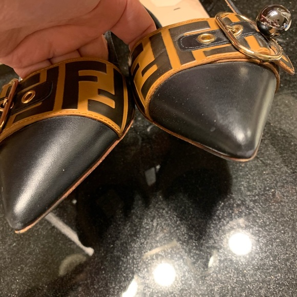 Fendi shoes - Picture 5 of 9